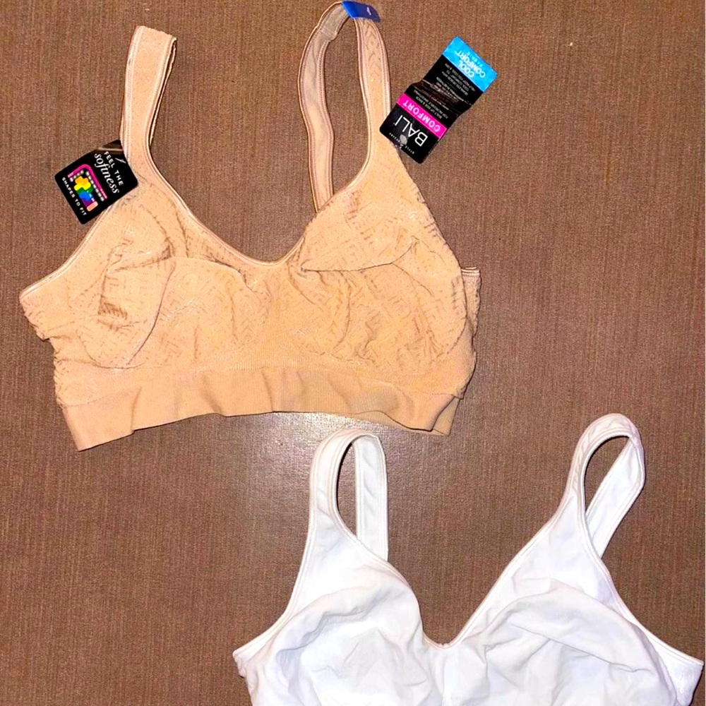 2 Women’s Bali Comfort Bras